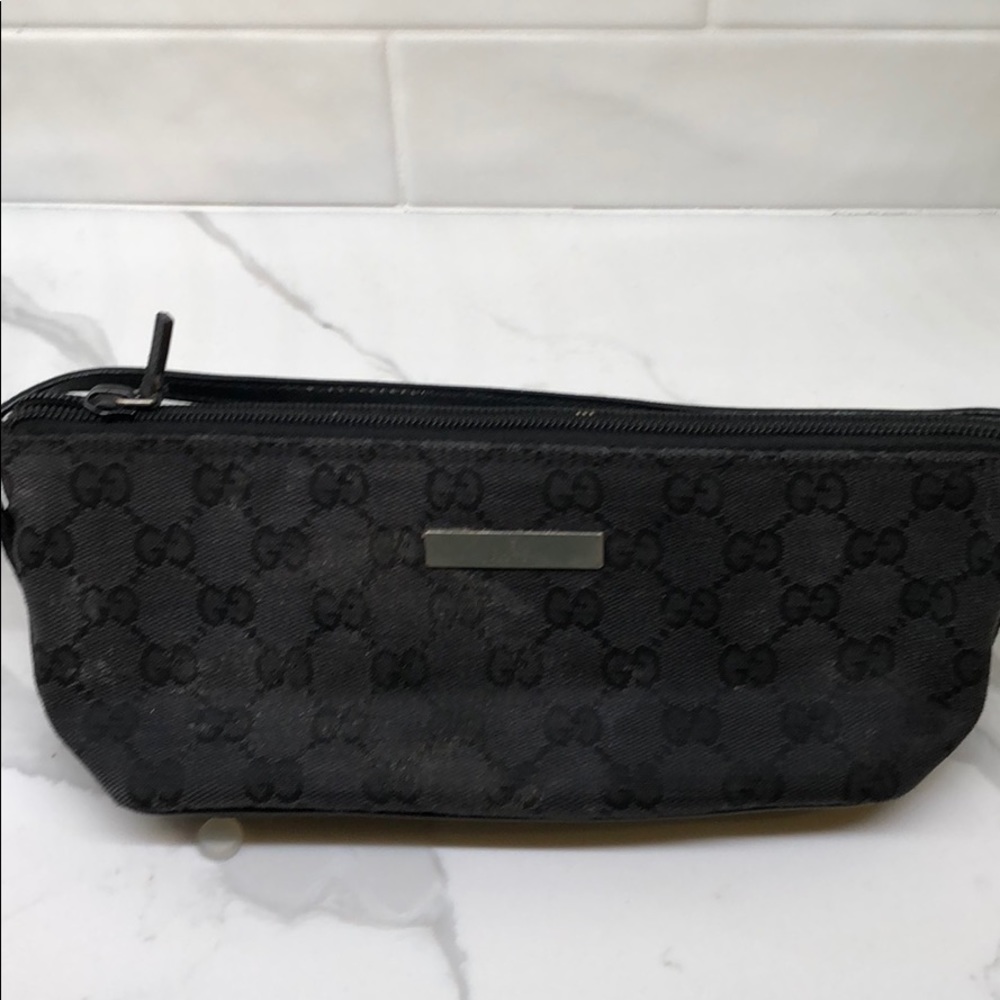 Auth. GG canvas boat pochette